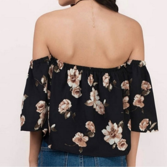 J.O.A. Los Angeles Black Floral Off-Shoulder TopSize: Small FLOWER TOP - Picture 3 of 13